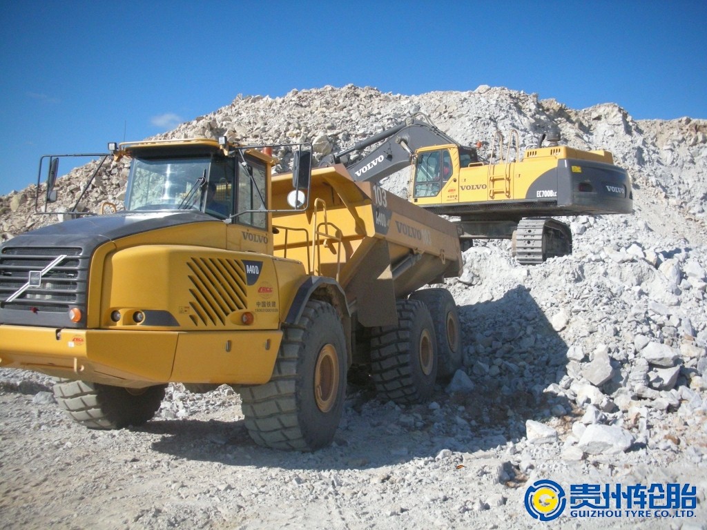 工程機械輪胎（tāi）
