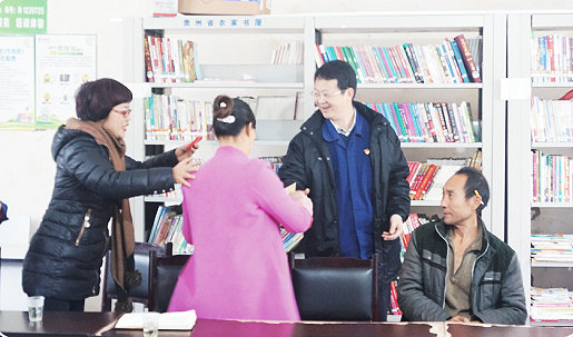 黨委書記黃舸舸代（dài）表公司